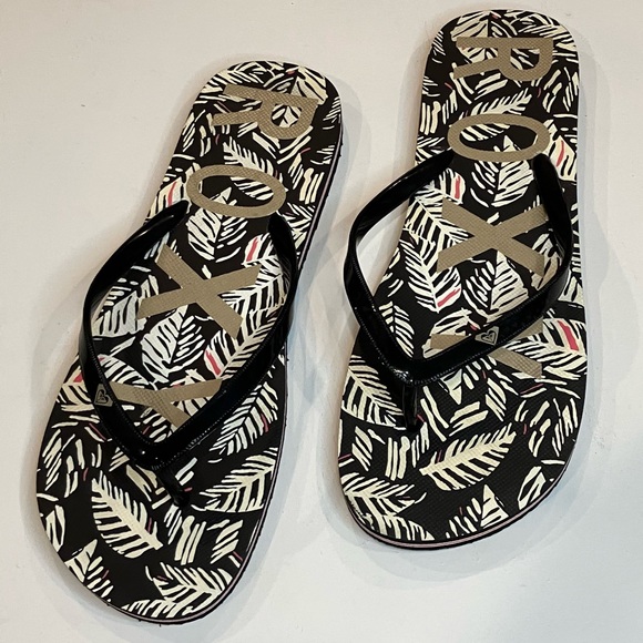 Roxy | Flip Flop Sandals - Picture 2 of 9